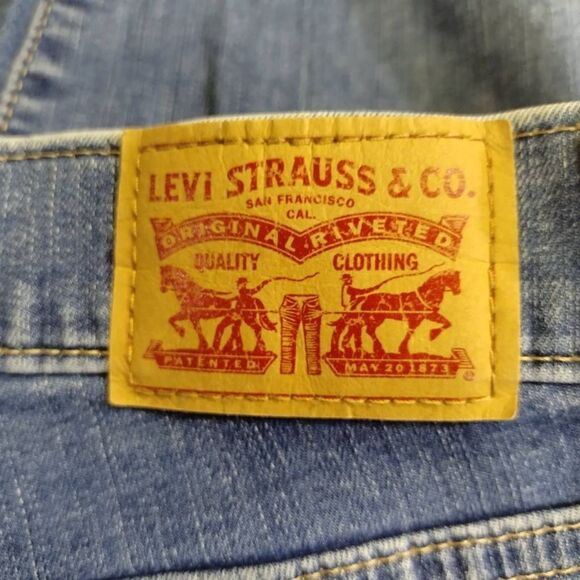 Levi's 720 High Rise Super Skinny Distressed Crop Jeans Sz 27 Blue Stretch - Picture 7 of 8